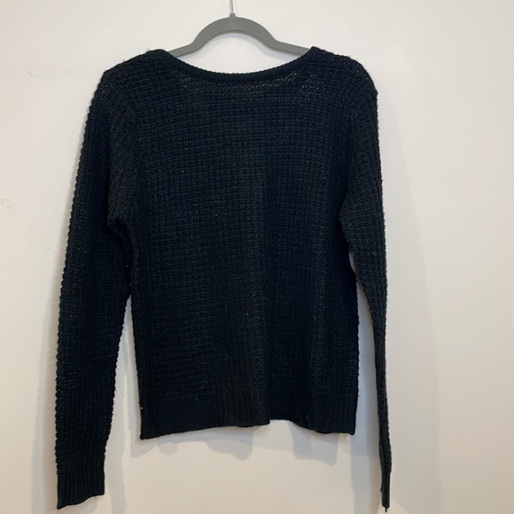 Cross-cross back detail black sweater - Picture 6 of 7